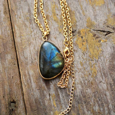 Elegant Labradorite Pendant Necklace-Your Soul Place